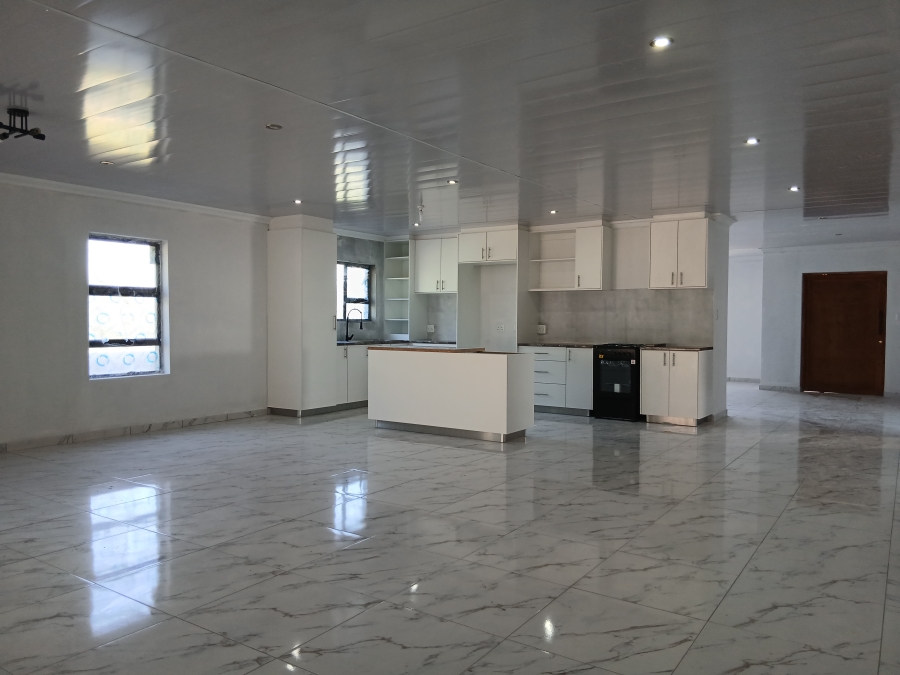 3 Bedroom Property for Sale in Paradise Beach Eastern Cape